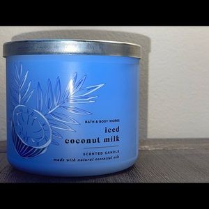 BNIB B&BW Iced Coconut Milk 3 Wick Candle